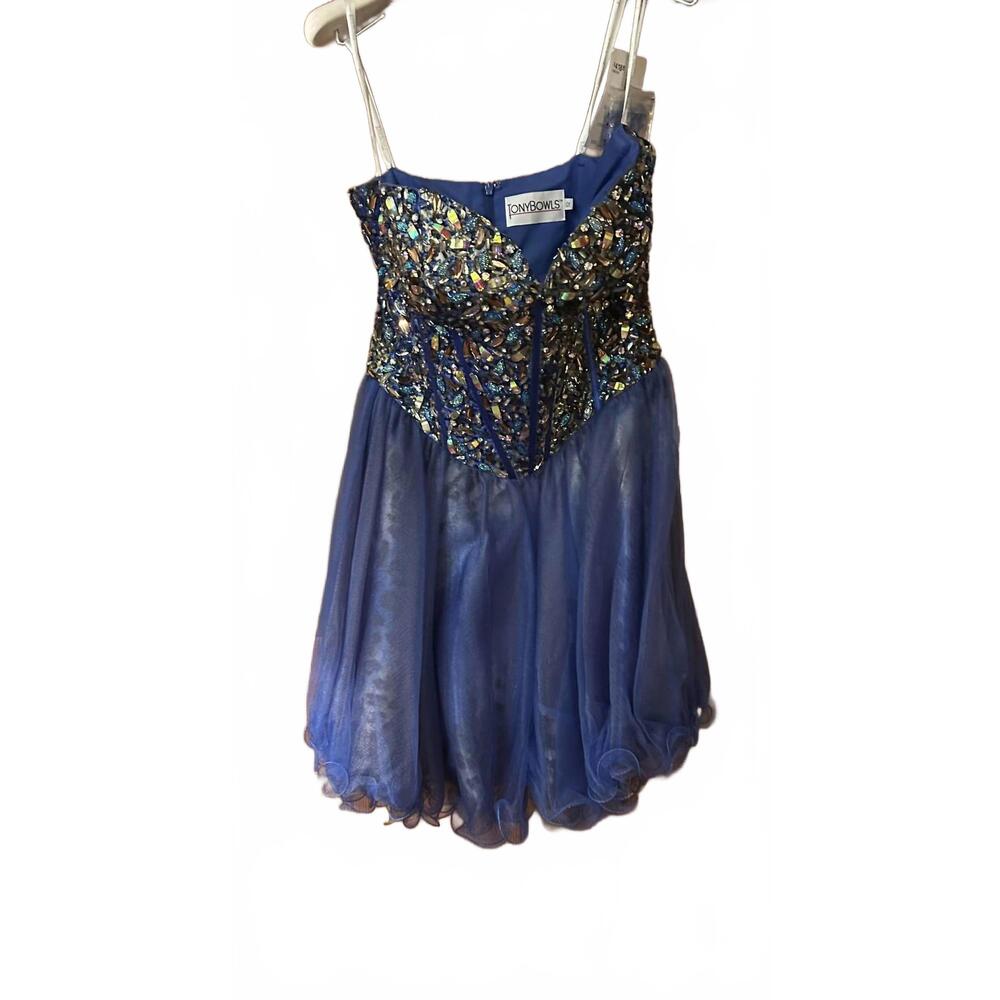 NEW TONY BOWLS women's short dress in blue multi